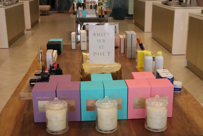 POUT Cosmetics & Skin Studio 5