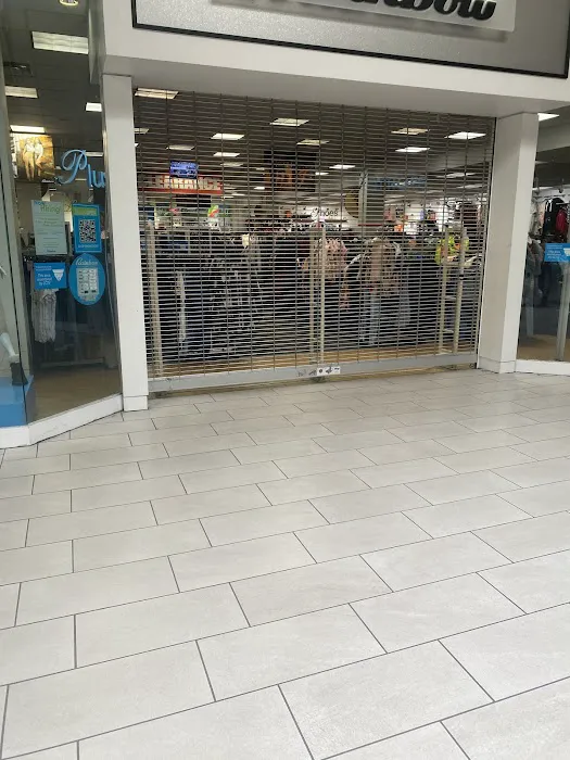 Rainbow Shops 7