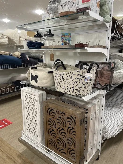 HomeGoods 8