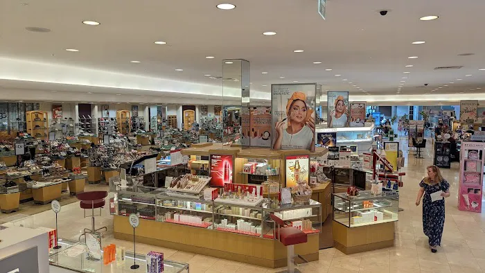 Dillard's 4