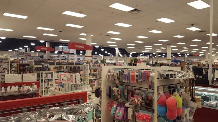 T.J. Maxx & HomeGoods 4