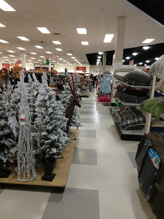 T.J. Maxx & HomeGoods 5