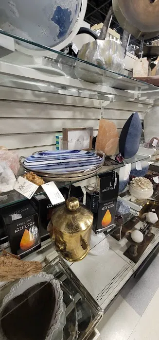 T.J. Maxx & HomeGoods 8