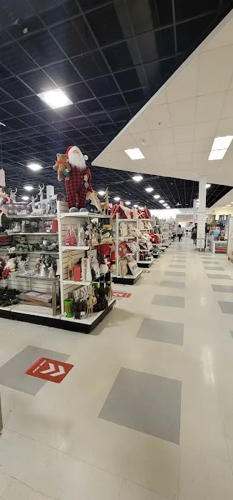 T.J. Maxx & HomeGoods 9