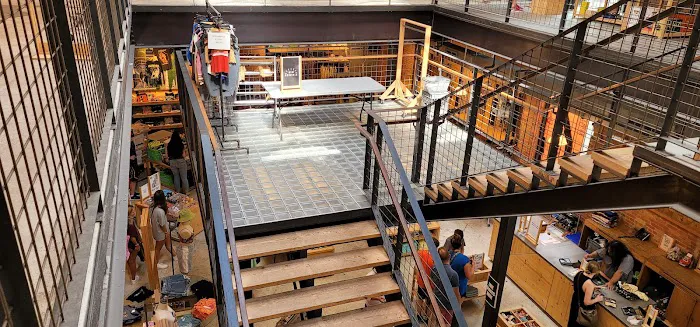 Urban Outfitters 3