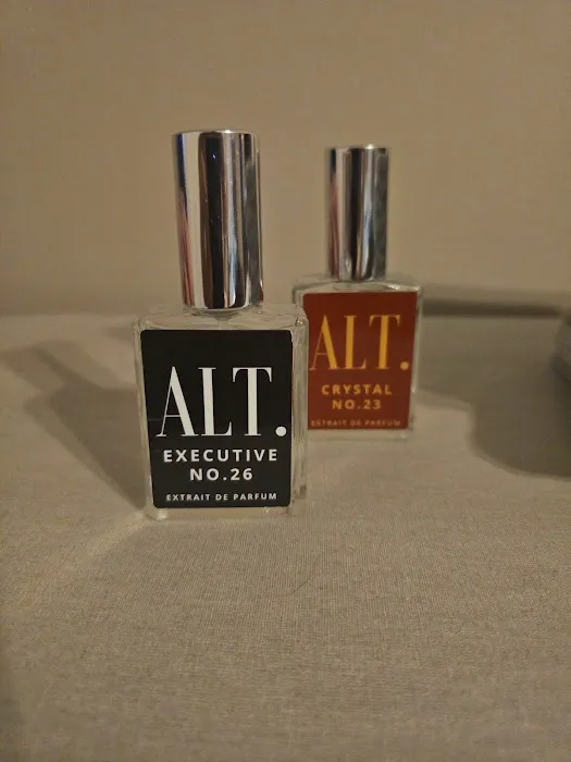 ALT. Fragrances Queens 0