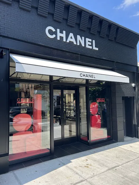 CHANEL FRAGRANCE AND BEAUTY BOUTIQUE 1
