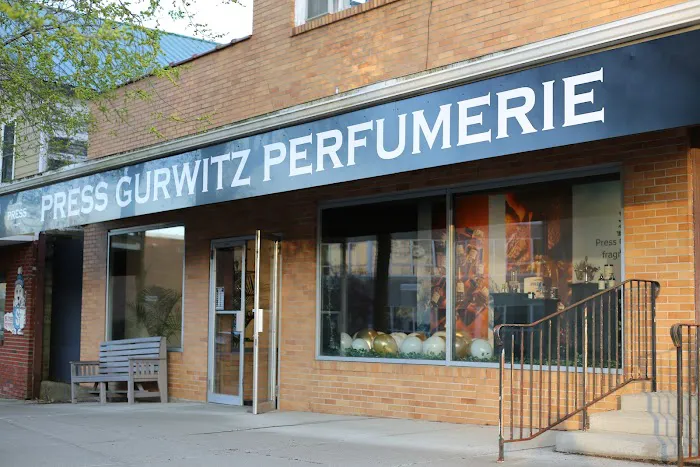 Press Gurwitz Perfumerie 1