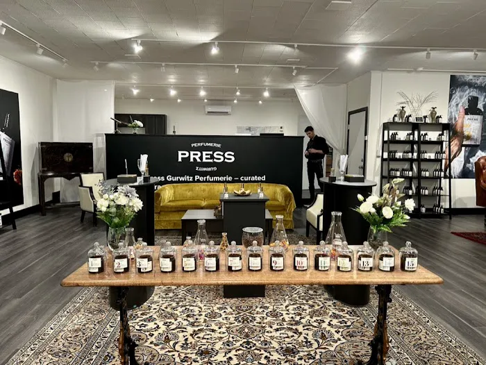 Press Gurwitz Perfumerie 6