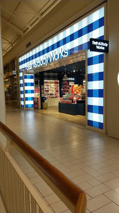 Bath & Body Works 2