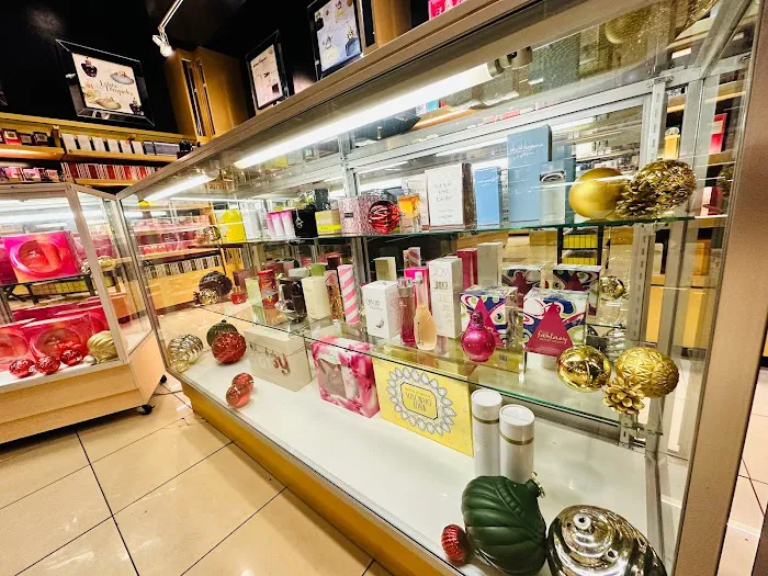 The Perfume Shop | Discount Colognes & Perfumes - Trumbull CT 8