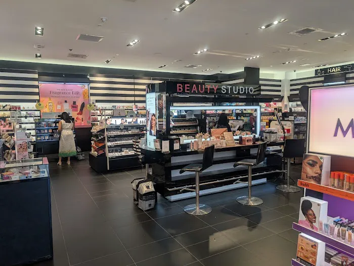 SEPHORA 9