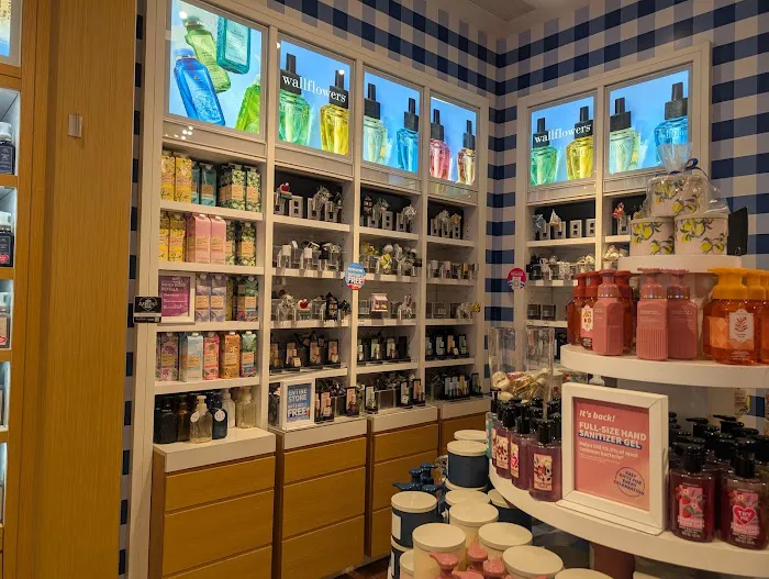 Bath & Body Works 3