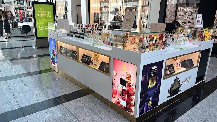 Liberty Perfume / Roosevelt Field 0