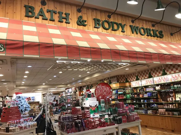 Bath & Body Works 1
