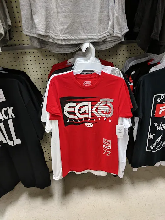 Roses Discount Store 7