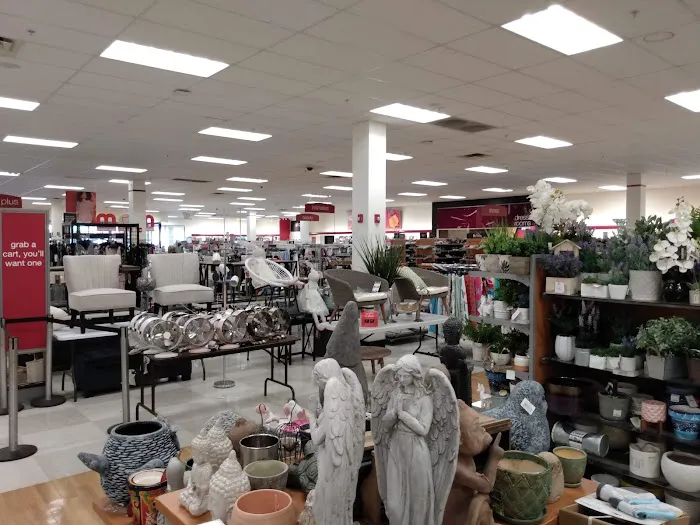 T.J. Maxx 7