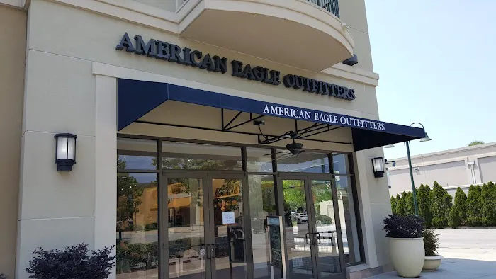 American Eagle & Aerie 9
