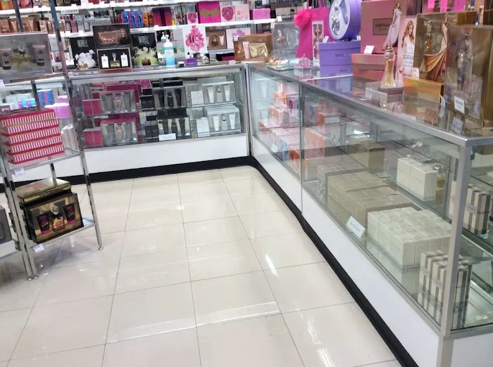 Perfumania 7