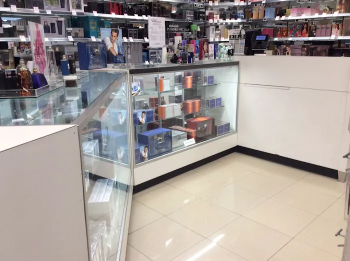 Perfumania 8
