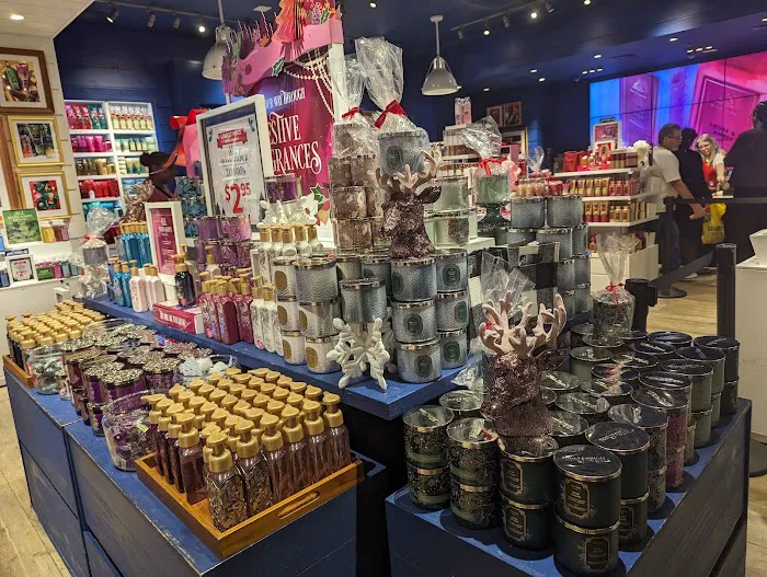 Bath & Body Works 6