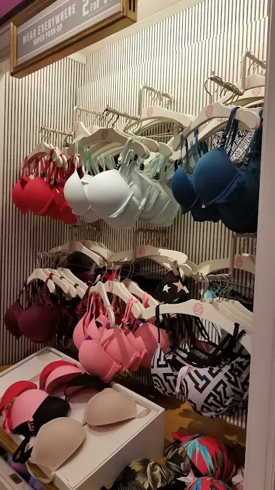 Victoria's Secret & PINK by Victoria's Secret 5