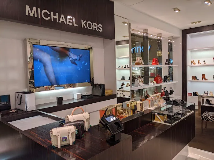 Michael Kors 7