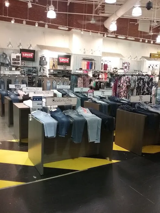 Dillard's 7
