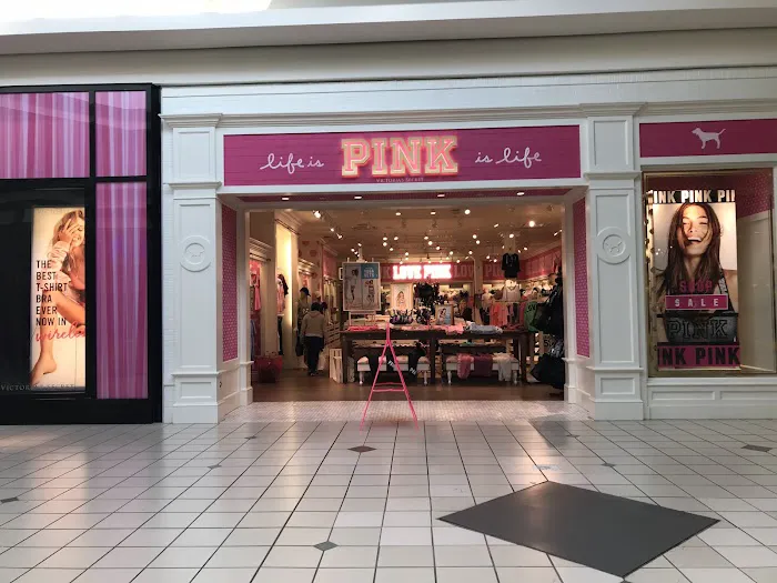Victoria's Secret & PINK by Victoria's Secret 0