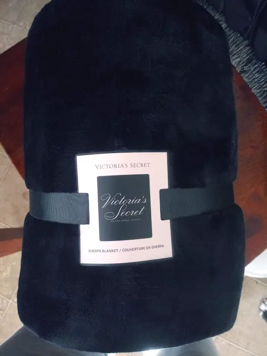 Victoria's Secret & PINK by Victoria's Secret 1