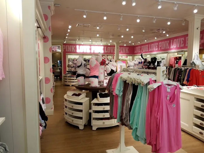 Victoria's Secret & PINK by Victoria's Secret 8