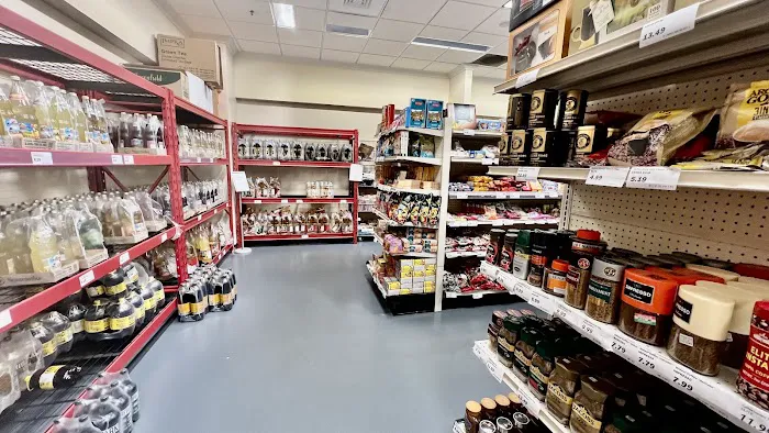 Prostor European Food and Deli 5