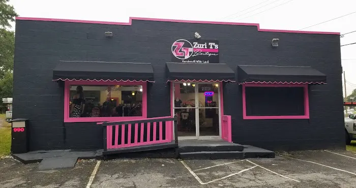 Zuri T's Boutique LLC 3
