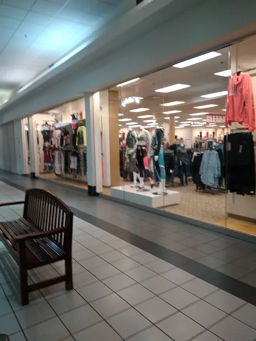 Rainbow Shops 7