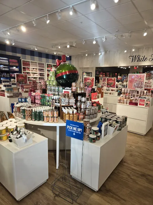 Bath & Body Works 2