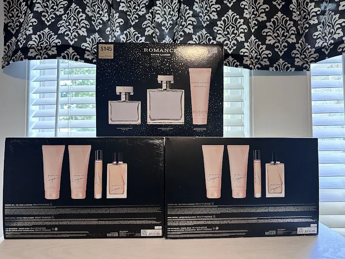 Blanco's boutique & more 0