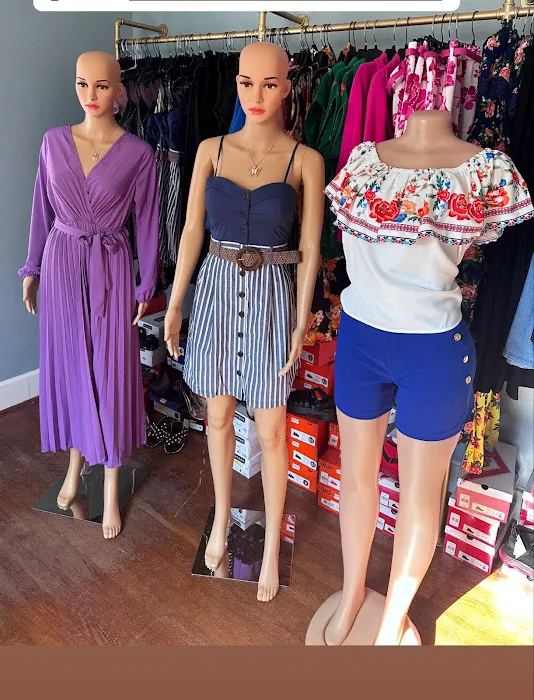 Blanco's boutique & more 8