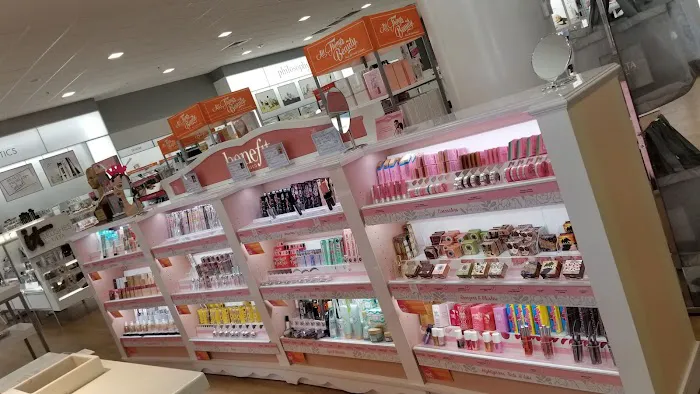 Ulta Beauty 0