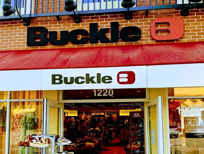 Buckle 7