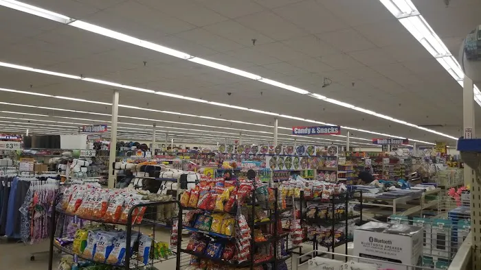 Roses Discount Store 0