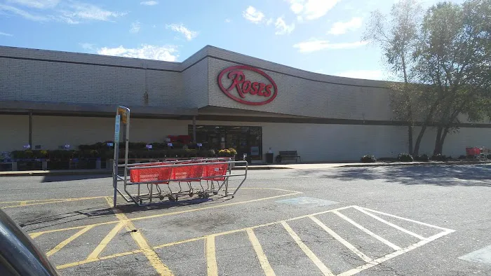 Roses Discount Store 3