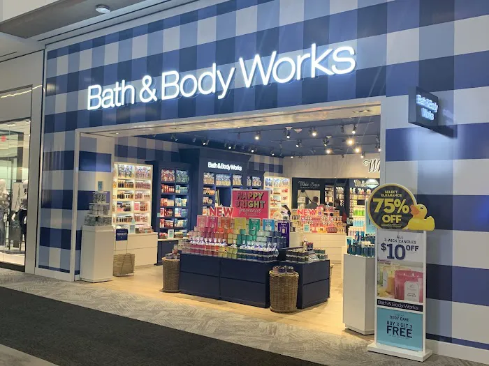 Bath & Body Works 1