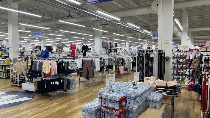 Shoppers World (Brass Mills) 2
