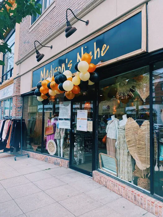 Madison's Niche (Huntington Village) 0