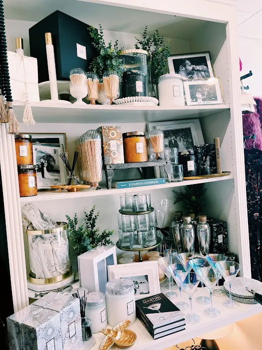 Madison's Niche (Huntington Village) 2