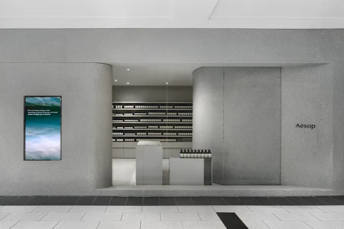 Aesop Roosevelt Field 8