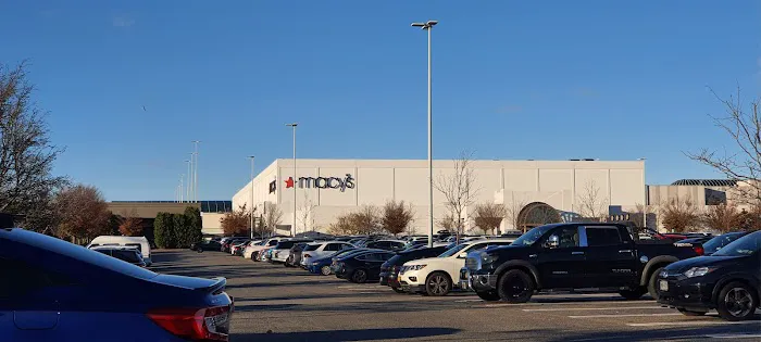 Macy's 0