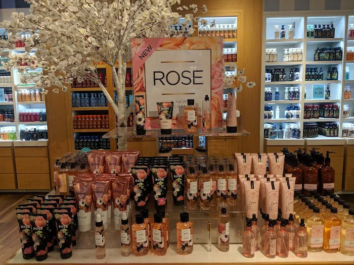 Bath & Body Works 3