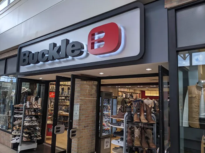 Buckle 8