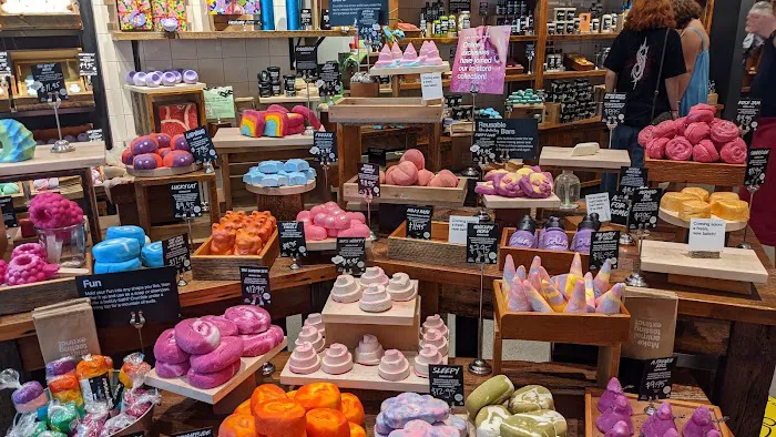 Lush Cosmetics Haywood Mall 1